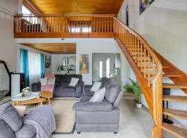 Jolie Villa, 300 m2, grand jardin