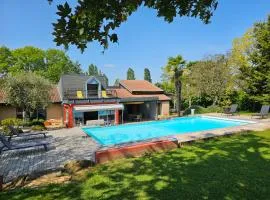 Magnifique Villa privative avec Piscine et Spa pour 15 personnes
