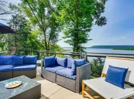 Maiden Rock Cottage with Fire Pit and Lake Pepin Views