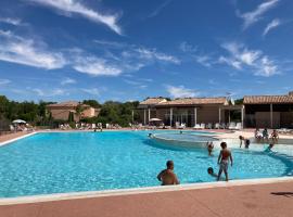 오비냥에 위치한 호텔 Les demeures du Ventoux