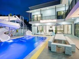 The Moment Pool Villa Bangsaray