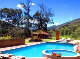 Arhaná Hosteria & Resort, hotel with parking in Gualaceo