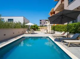 Sea Bay View apartment - Appartement avec piscine et magnifique vue sur mer