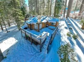 The Cedar House Prime Spot Kayaks & Cool Ac