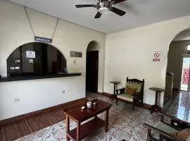 Hostal Luxuria Place