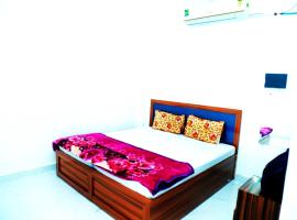 Mohit Guest IN, ξενοδοχείο σε Vrindāvan