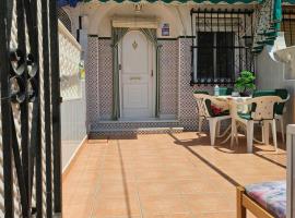 Bungalow Gaviota con playa y terraza, bungalow in Santa Pola