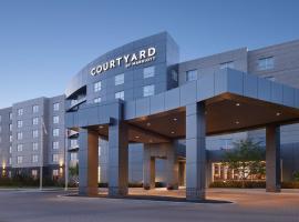 Courtyard by Marriott Calgary Airport, hotell i Calgary