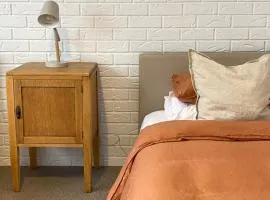 Central Renovated Apartment