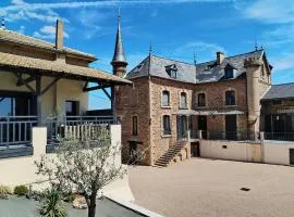 Le petit Château de Sathonat - Horizon Paradis