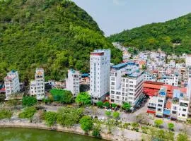 Chu Long Hotel & Spa