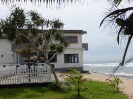 Ocean Reef Hotel, hotel in Hikkaduwa