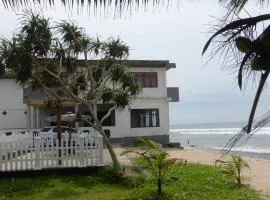 Ocean Reef Hotel