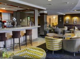 Cresta Court Hotel, ξενοδοχείο σε Altrincham