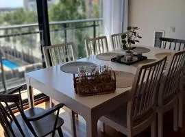 Modern apartment, with parking, close to the beach!!