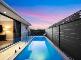 Charming Group Getaway - 9 Mins To Burleigh Beach