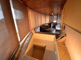 Mountain faraya, hotel v mestu Fārayyā