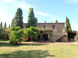 Espectacular casa de vacaciones en el campo con piscina, BBQ y WIFI de alta velocidad