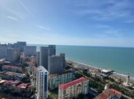 Семейный люкс на первой линии, Hotel in Batumi