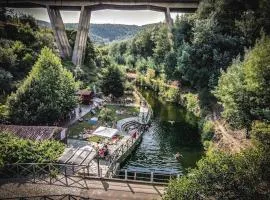 Casa Mega Fundeira, natureza e praia fluvial
