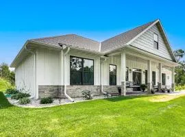 Onamia Vacation Rental about 1 Mi to Mille Lacs Lake!
