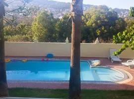 Jolie Villa vue montagne et piscine privée