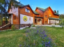 Pensiunea Pastravaria Vistisoara, alojamento de turismo rural em Vistisoara