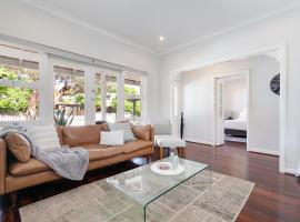 Guildford Cottage By Swan Bnb Management, hotel in Perth