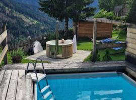 Hotel Almhof, Hotel in Innichen
