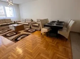 Big spacious apartment in Pej center with WI-FI