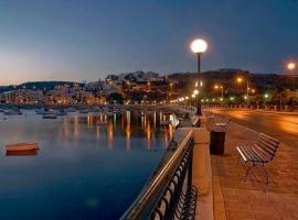 Seaview The Terraces 3 Bedroom, hotel a San Pawl il-Baħar