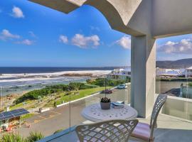 Hermanus Beachfront Lodge, hotel in Hermanus