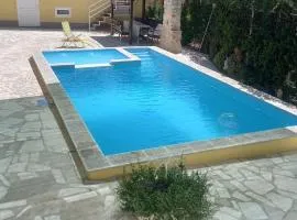 Holiday Home Manda - private pool in mountain near sea