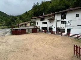 ALBERGUE DE LASTUR