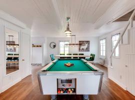 Le Toit Rouge - 3457, hotel in Saint-Férréol-les-Neiges