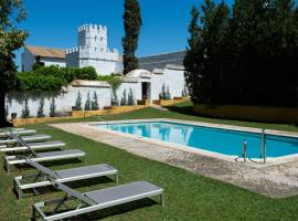 Cortijo Torre De La Reina, hotel v destinácii Torre de la Reina