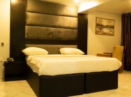 Peemos Hotel, Warri, hotel ve Warri