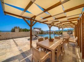 Villa Bella – hotel w mieście Kum