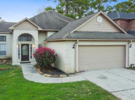 Serene Escape by the Lake home, hotel v destinaci Montgomery