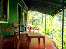 Haniffas Holiday Inn, habitación en casa particular en Kandy