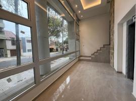 Torre Paran&aacute;, acomoda&ccedil;&atilde;o com cozinha em Paran&aacute;