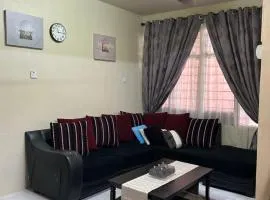 HomestayNN Pontian