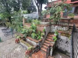 Karunamaya Hotel