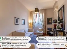 Cashmere apartment a stone's throw from the Duomo