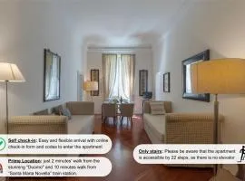 Big apartment a stone's throw from the Duomo
