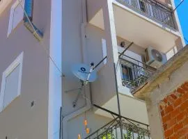 Dimitris House