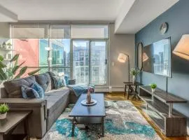 Cozy 2BR Condo with King Bed and City Views
