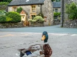 Duck Cottage Milldale Alstonefield Peak District