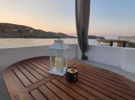 Apomero Apartment in Rochari Panormos