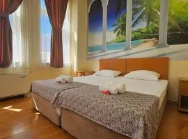 Hostel CANTO
